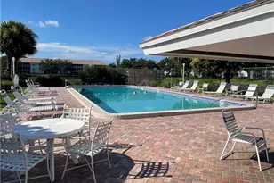 9640 Victoria Ln, Naples, FL 34109 - Photo 23