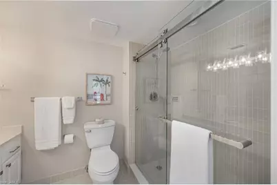 723 Wildwood Ln, Naples, FL 34105 - Photo 15