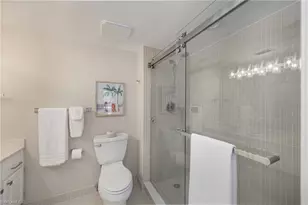 723 Wildwood Ln, Naples, FL 34105 - Photo 15