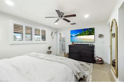 20621 Pine Tree Ln, Estero, FL 33928 - Photo 11