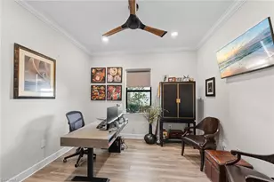 9607 Everglades Dr, Naples, FL 34120 - Photo 5