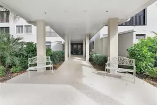 201 Arbor Lake Dr, Naples, FL 34110 - Photo 25