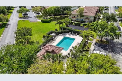 9400 Ivy Brook Run #110, Fort Myers, FL 33913 - Photo 3