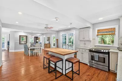 660 8th Ave S, Naples, FL 34102 - Photo 13