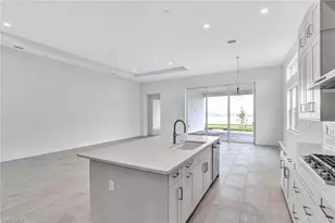 8718 Driftwood Dr, Naples, FL 34114 - Photo 7