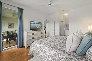 2310 Carrington Ct, Naples, FL 34109 - Photo 7