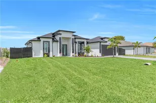 1306 NE 1st Ave, Cape Coral, FL 33909 - Photo 3