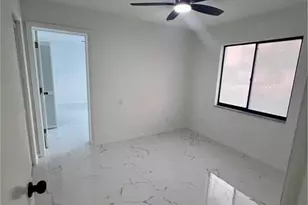 2101 Hibiscus Rd, Fort Myers, FL 33905 - Photo 9