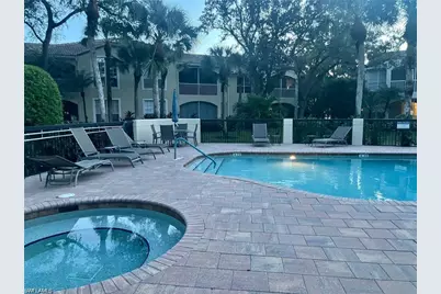 56 Silver Oaks Cir #102, Naples, FL 34119 - Photo 9