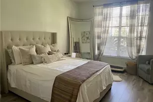 56 Silver Oaks Cir, Naples, FL 34119 - Photo 3