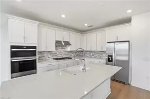19832 Fox Grv Dr, Estero, FL 33928 - Photo 5