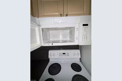 141 18th Ave NE, Naples, FL 34120 - Photo 7