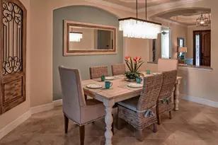 2850 Aviamar Cir, Naples, FL 34114 - Photo 11