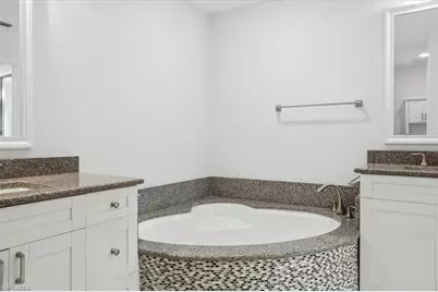 6210 Reserve Cir #501, Naples, FL 34119 - Photo 13