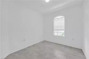 365 Stella Maris Dr N, Naples, FL 34114 - Photo 19