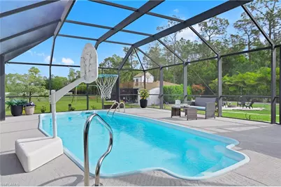 3277 5th Ave NW, Naples, FL 34120 - Photo 5