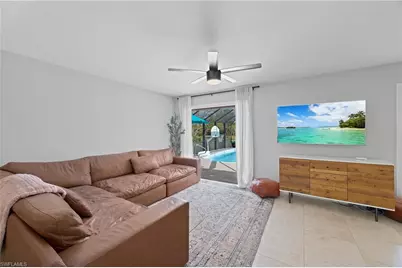 3277 5th Ave NW, Naples, FL 34120 - Photo 9