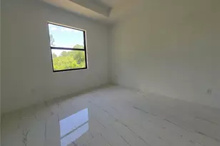 886 Milwaukee Blvd, Lehigh Acres, FL 33974 - Photo 13