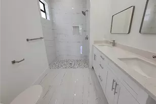 886 Milwaukee Blvd, Lehigh Acres, FL 33974 - Photo 11