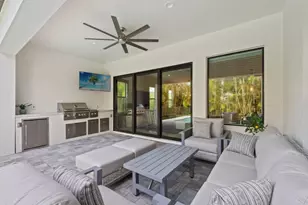 837 99th Ave N, Naples, FL 34108 - Photo 5