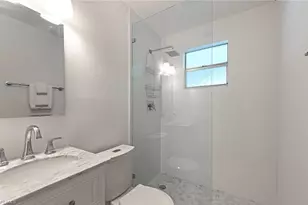 1281 Diana Ave, Naples, FL 34103 - Photo 11