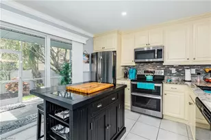 761 W Elkcam Cir, Marco Island, FL 34145 - Photo 5