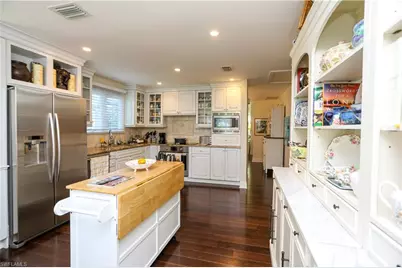 127 Bristol Ln, Naples, FL 34112 - Photo 15