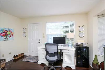 127 Bristol Ln, Naples, FL 34112 - Photo 13