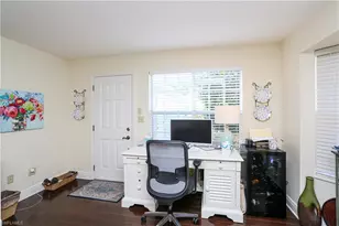 127 Bristol Ln, Naples, FL 34112 - Photo 13