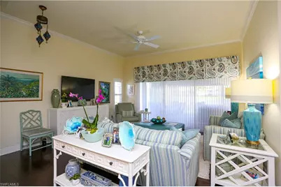 127 Bristol Ln, Naples, FL 34112 - Photo 23