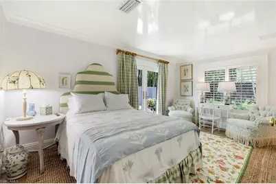 295 6th St N, Naples, FL 34102 - Photo 19