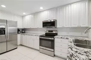 28564 Alessandria Cir, Bonita Springs, FL 34135 - Photo 9