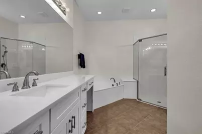 837 Vistana Cir #20, Naples, FL 34119 - Photo 15