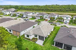 10475 Ventana Ln, Naples, FL 34120 - Photo 25