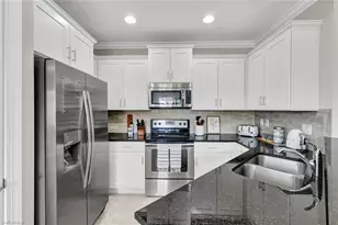 1439 Santiago Cir, Naples, FL 34113 - Photo 11