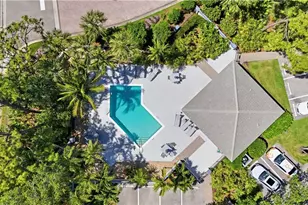 27173 Kindlewood Ln, Bonita Springs, FL 34134 - Photo 27