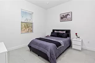 569 Desoto Blvd S, Naples, FL 34117 - Photo 19