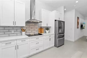 569 Desoto Blvd S, Naples, FL 34117 - Photo 13