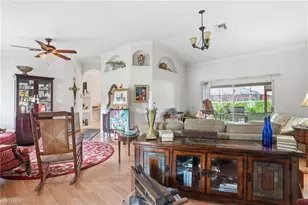 4061 Vine Ln, Naples, FL 34112 - Photo 9