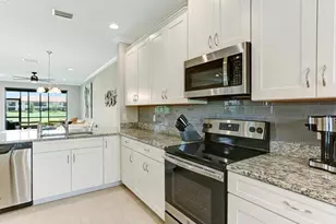 9378 Pocida Ct, Naples, FL 34119 - Photo 15