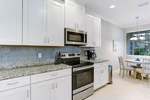 9378 Pocida Ct, Naples, FL 34119 - Photo 13