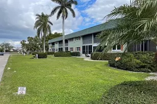 200 Valley Stream Dr, Naples, FL 34113 - Photo 15