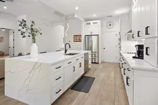 16196 Parque Ln, Naples, FL 34110 - Photo 11