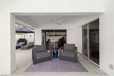 11049 Longshore Way W, Naples, FL 34119 - Photo 15