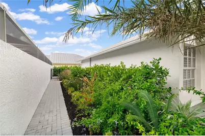 11049 Longshore Way W, Naples, FL 34119 - Photo 45