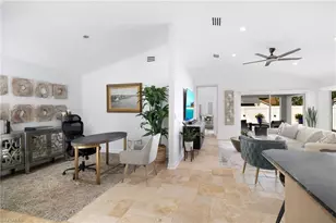 11049 Longshore Way W, Naples, FL 34119 - Photo 7