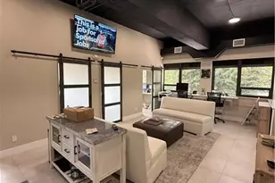 700 11th St S, Naples, FL 34102 - Photo 1