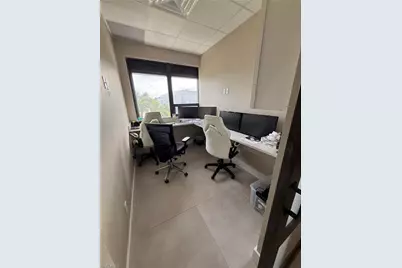 700 11th St S #102, Naples, FL 34102 - Photo 7