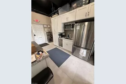 700 11th St S #102, Naples, FL 34102 - Photo 5