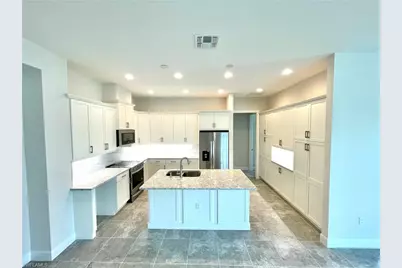 6361 Arriba Ave, Naples, FL 34113 - Photo 3